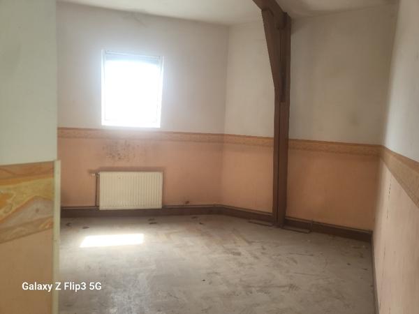 Immeuble à rénover 200 mètres carrés