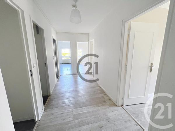 Appartement F3 à vendre  3 pièces - 70,26 m 2   AUXERRE  - 89