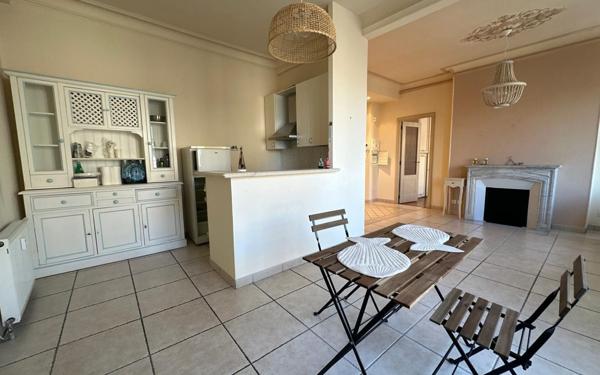 Appartement à vendre    2 pièces •  Nice