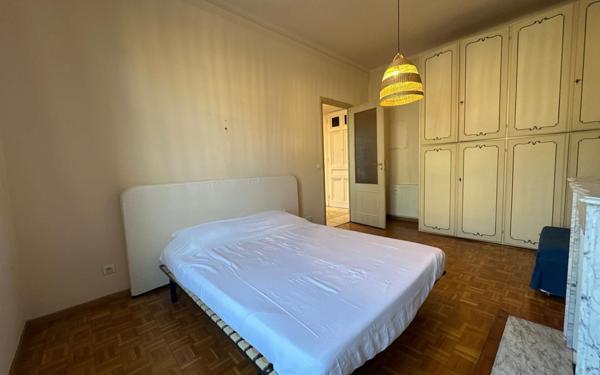 Appartement à vendre    2 pièces •  Nice