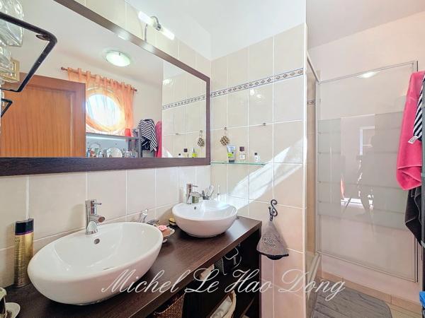 Maison en marina à vendre de type P4 en duplex à Aigues-Mortes (30220)