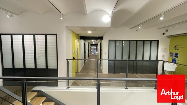 Bureaux à louer à Montpellier Gambetta avec accès ERP5 et piscine