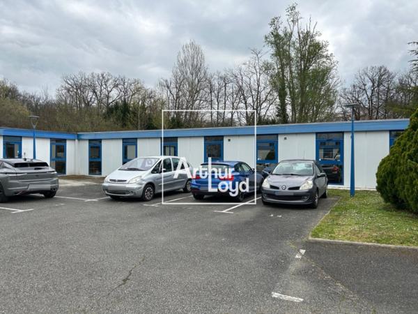 BUREAUX DE PLAIN-PIED ACCÈS PMR - À LOUER - SAINT JEAN