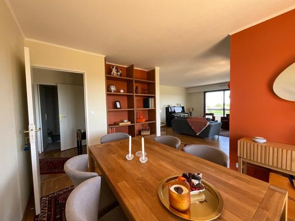 BORDEAUX APPARTEMENT 86 M² PARKING VUE DEGAGEE