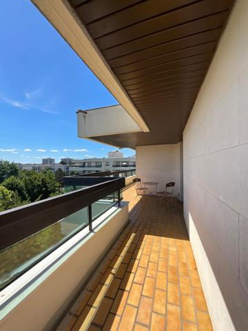 BORDEAUX APPARTEMENT 86 M² PARKING VUE DEGAGEE