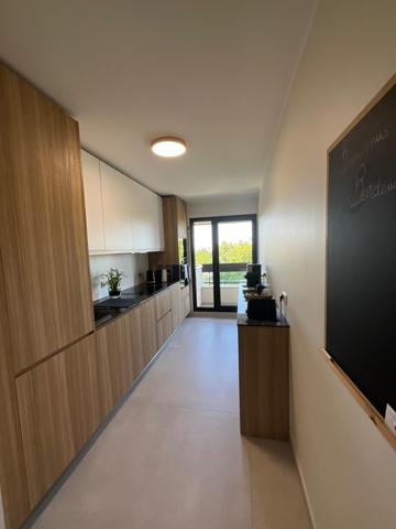 BORDEAUX APPARTEMENT 86 M² PARKING VUE DEGAGEE