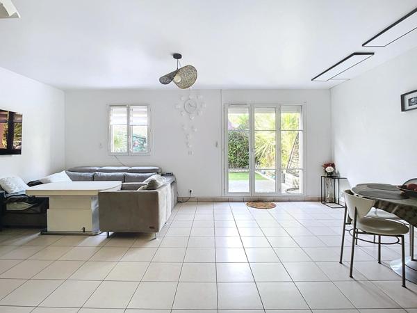 ALFORTVILLE, Jardin, stationnements, sans vis-à-vis