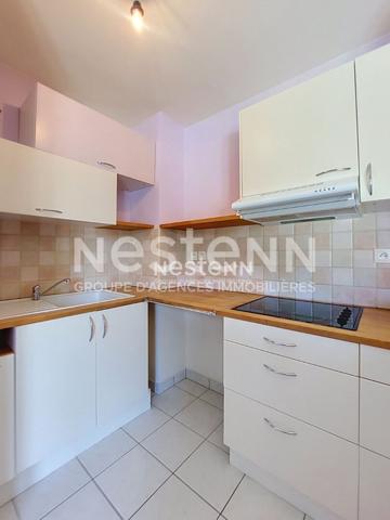 Appartement 2 pièces 42 m² à louer à Guyancourt avec parking et balcon
