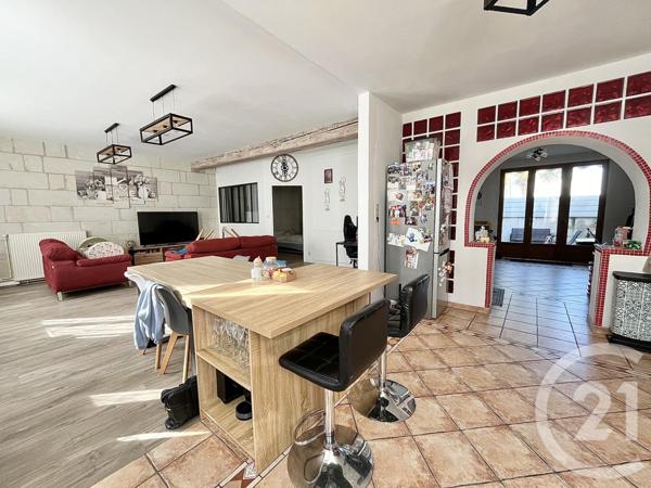 Maison à vendre  6 pièces - 183,89 m2 CHATELLERAULT - 86