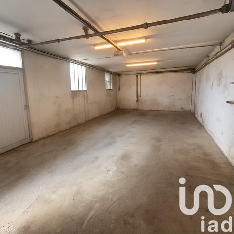 Maison à vendre 14 pièces 330 m² Pierrelatte