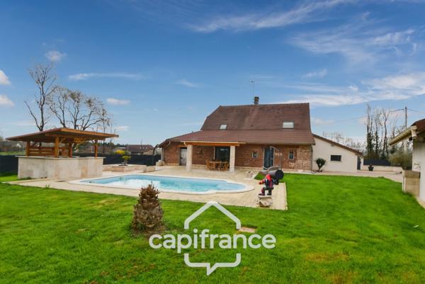 Propriété de charme proche Louhans (71500) – Authentique ferme bressane rénovée, 165 m², piscine, 4 chambres, terrain clos