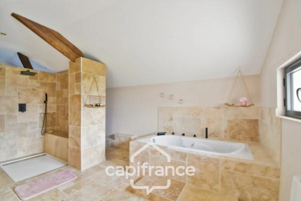 Propriété de charme proche Louhans (71500) – Authentique ferme bressane rénovée, 165 m², piscine, 4 chambres, terrain clos