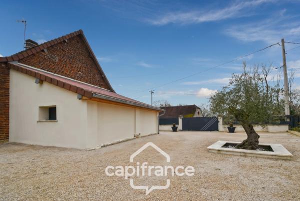 Propriété de charme proche Louhans (71500) – Authentique ferme bressane rénovée, 165 m², piscine, 4 chambres, terrain clos