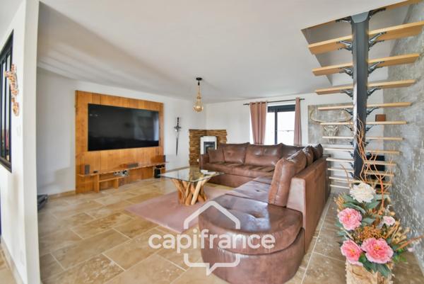 Propriété de charme proche Louhans (71500) – Authentique ferme bressane rénovée, 165 m², piscine, 4 chambres, terrain clos