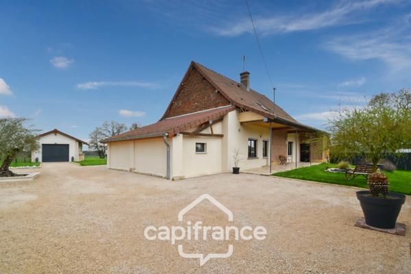 Propriété de charme proche Louhans (71500) – Authentique ferme bressane rénovée, 165 m², piscine, 4 chambres, terrain clos