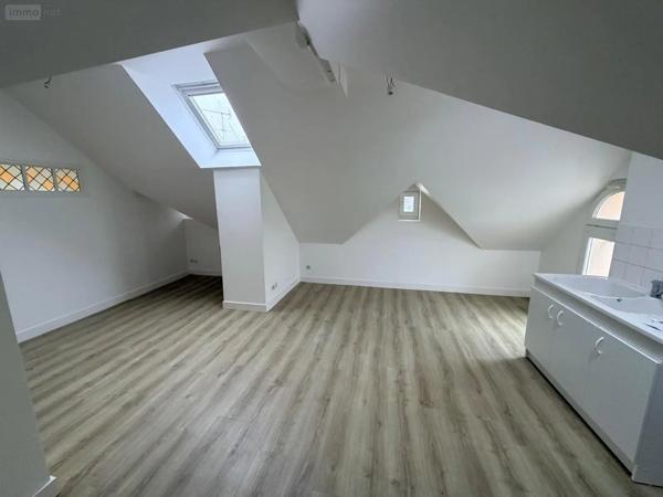 Achat - Immeuble Yvré-l'Évêque 72530 8 pièces 152 m 2 148 m 2