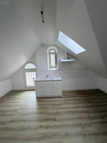 Achat - Immeuble Yvré-l'Évêque 72530 8 pièces 152 m 2 148 m 2