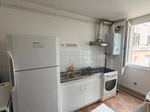 Achat - Immeuble Yvré-l'Évêque 72530 8 pièces 152 m 2 148 m 2