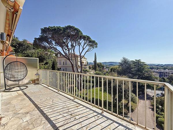 DERNIER ETAGE VUE MER ! Magnifique appartement 4/5 pièces avec garage !