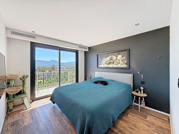 DERNIER ETAGE VUE MER ! Magnifique appartement 4/5 pièces avec garage !