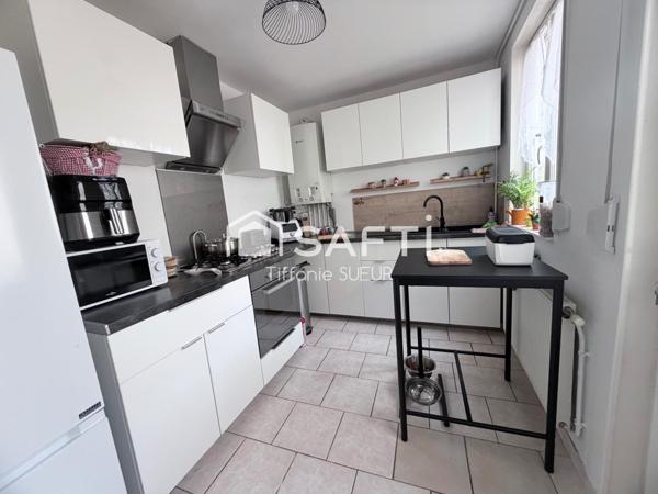 MAISON SEMI MITOYENNE