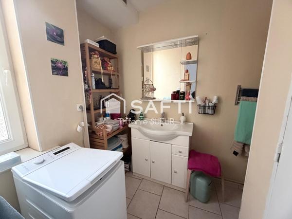 MAISON SEMI MITOYENNE