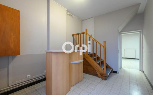 Immeuble à vendre    4 pièces • 134,20 m2 Auberchicourt