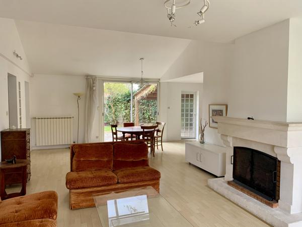 Maison de Ville près des parcs de La Rochelle
