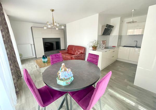 Appartement Carrieres Sous Poissy 3 pièce(s) 65 m2 240 000 € **  - Référence  9254
