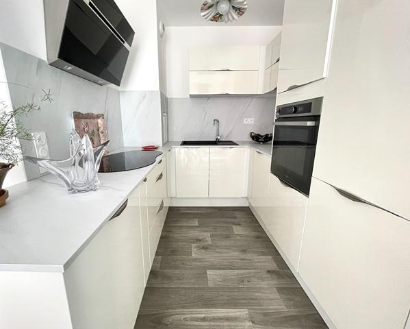 Appartement Carrieres Sous Poissy 3 pièce(s) 65 m2 240 000 € **  - Référence  9254