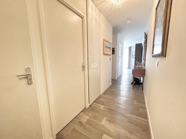 Appartement Carrieres Sous Poissy 3 pièce(s) 65 m2 240 000 € **  - Référence  9254