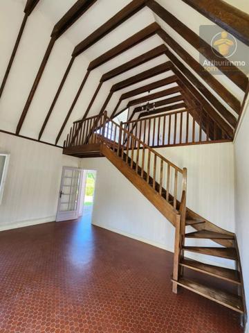 Vente                                                      Maison
                        
                     4 pièces                      83 m2                     à Beaugency