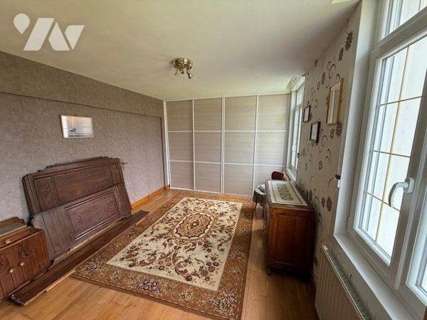 Maison à Vendre à Hesdin (62140) en Pas-de-Calais (62)

Cette maison offre une surface habita...