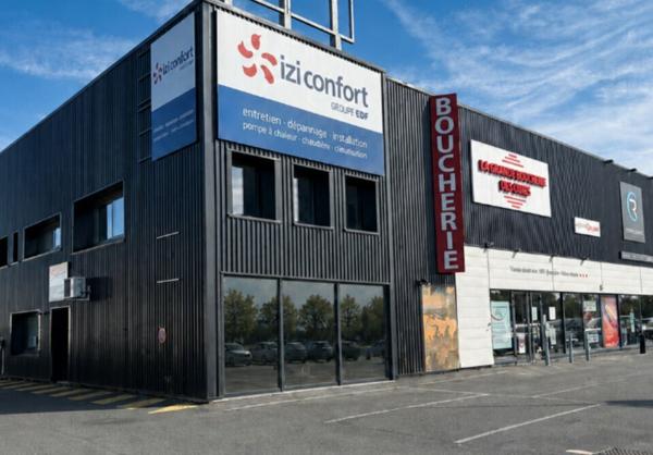 Local d'activites 240 m² à louer ANGERS (réf : 49.017508)