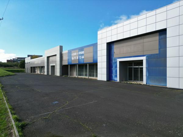 Vente Local commercial2480 m² - SOLIGNAC SUR LOIRE (43370)