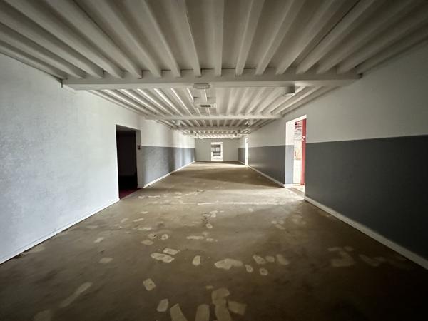 Vente Local commercial2480 m² - SOLIGNAC SUR LOIRE (43370)
