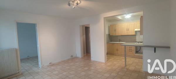 Location appartement 2 pièces 43 m² Rambouillet