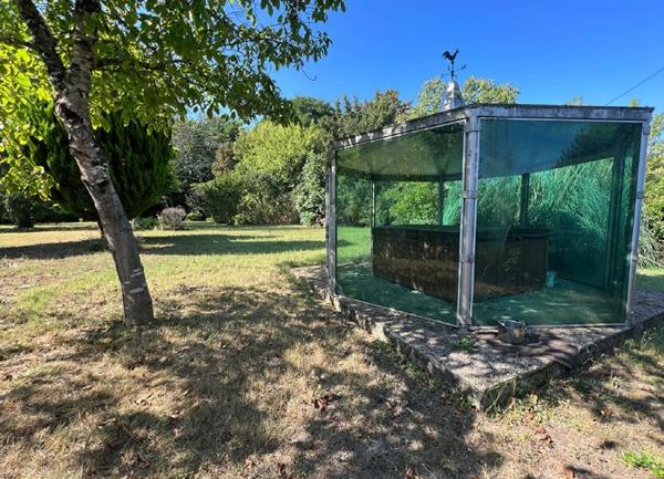 Maison à vendre    5 pièces •  Roquefort