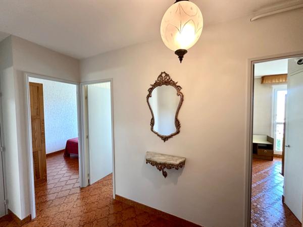 MARSEILLE 4e / 13e – Secteur Chutes-Lavie,T4/5 Traversant – 93 m² – Vue Panoramique – Copropriété Calme +Double Box de 22m2 en SUS.