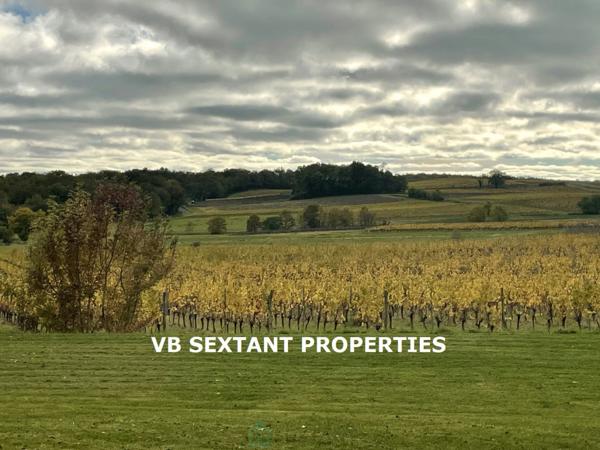 50mn de Bordeaux, près de Cadillac, propriété 40 hectares avec belle demeure et dépendances