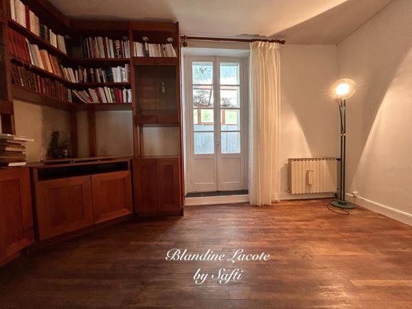 Maison en coeur de ville, sur les hauteurs