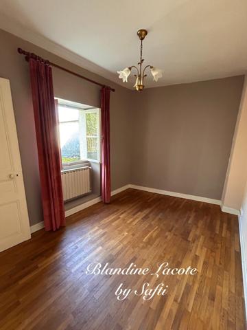 Maison en coeur de ville, sur les hauteurs