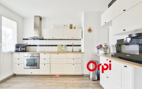 Appartement à vendre    3 pièces • 73,68 m2 Lyon 9