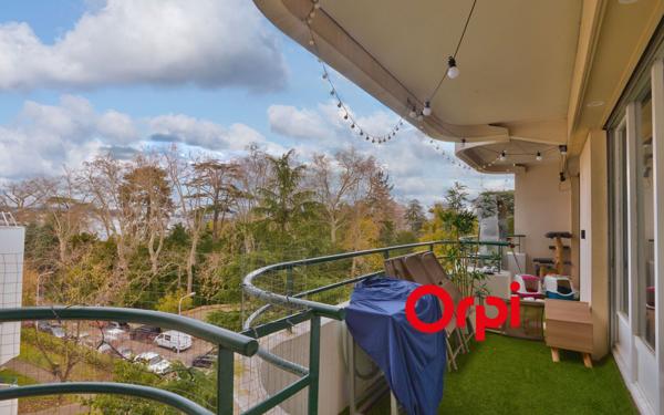 Appartement à vendre    3 pièces • 73,68 m2 Lyon 9