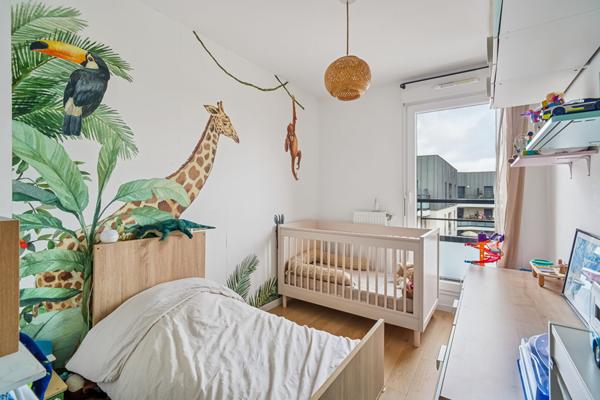 Appartement Romainville 3 pièce(s) 66 m2