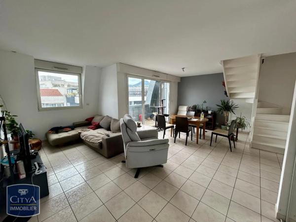 Appartement à louer 4 pièces 100.11m² Clermont-Ferrand (63000)