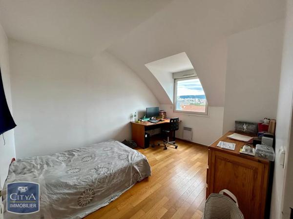 Appartement à louer 4 pièces 100.11m² Clermont-Ferrand (63000)