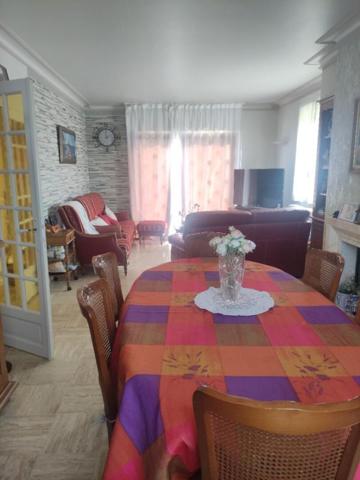 Maison 6 pièces,  4 chambres