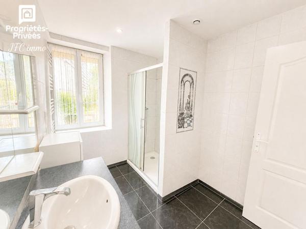 Maison Breuil Le Vert 6 pièce(s) 132 m2