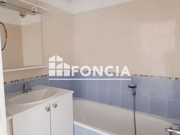 Location Appartement 2 pièces 39.6 m² - 52 AVENUE MICHEL JOURDAN Cannes La Bocca 06150